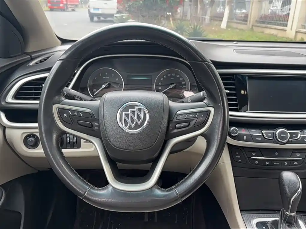 Buick Excelle 2019 — фото 15