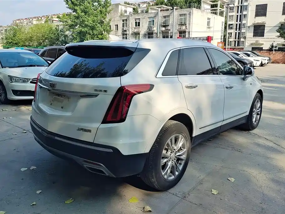 Cadillac XT5 2020 — фото 3