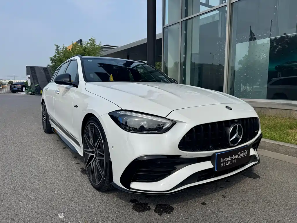 Mercedes-Benz C-Class AMG 2025 — фото 2