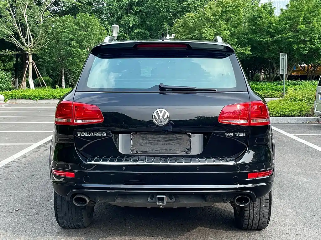 Volkswagen Touareg 2015 — фото 18