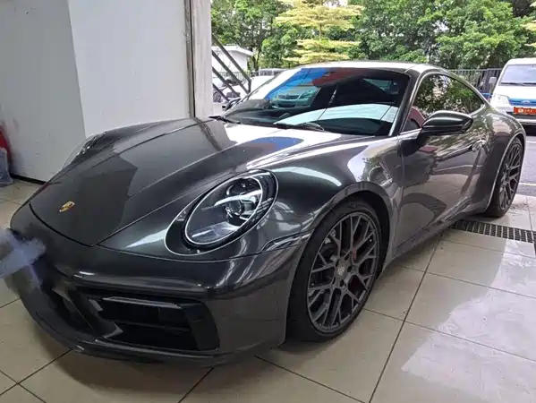 Porsche 911 2021
