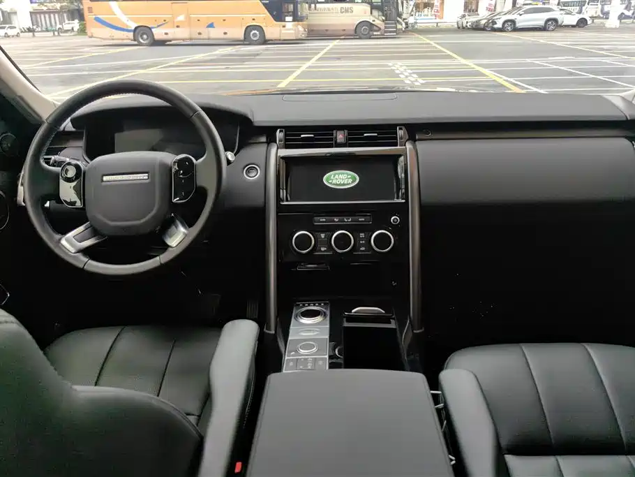 Land Rover Discovery 2020 — фото 12