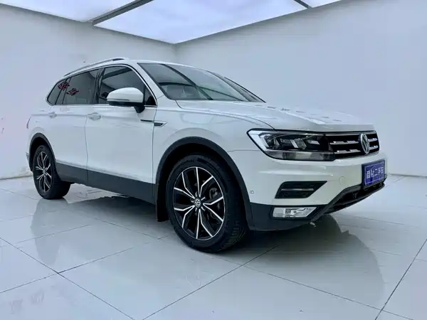 Volkswagen Tiguan L 2020