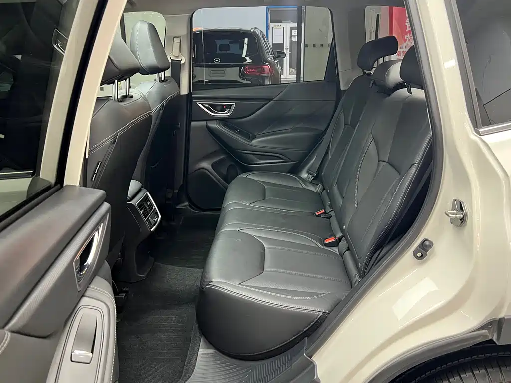 Subaru Forester 2019 — фото 15