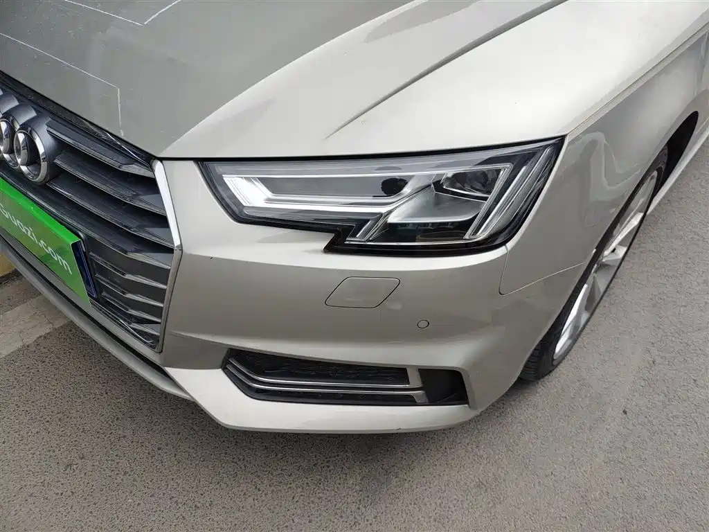 Audi A4L 2018 — фото 24