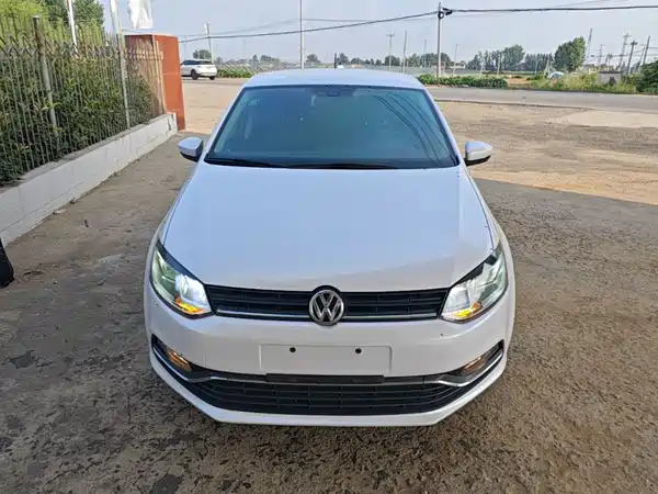 Volkswagen Polo 2016