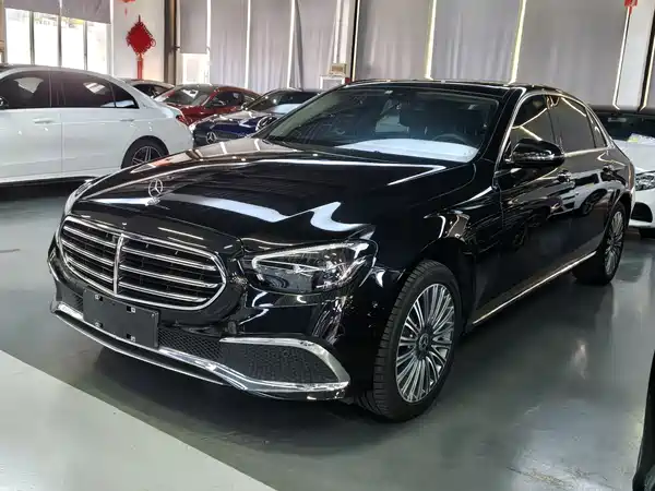 Mercedes-Benz E-Class 2023