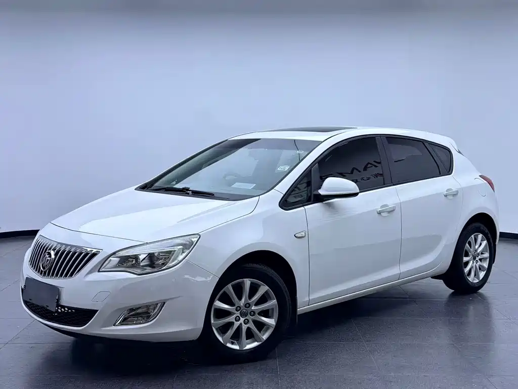 Buick Excelle 2013