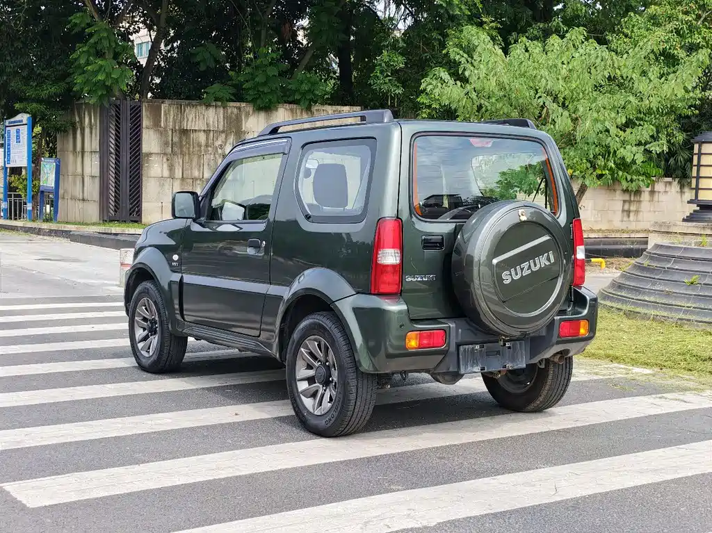 Suzuki Jimny 2016