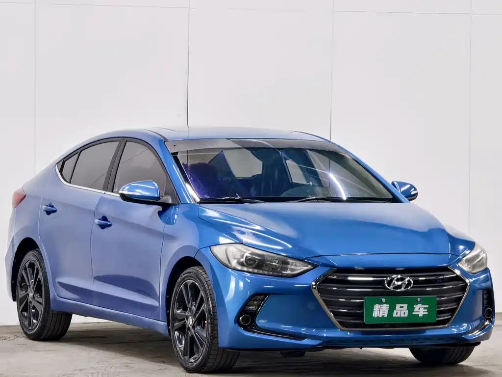 Hyundai Elantra 2016 — фото 3