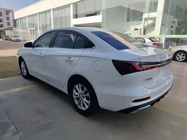 Roewe i5 2025