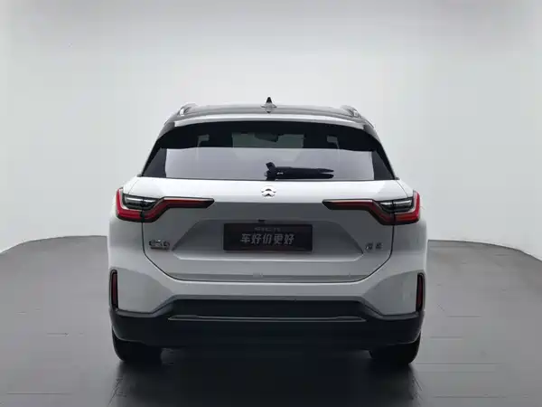NIO ES6 2021