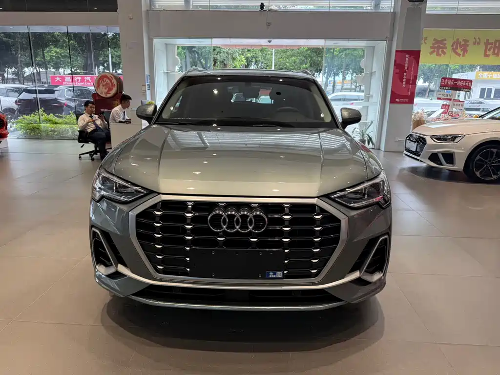 Audi Q3 2022