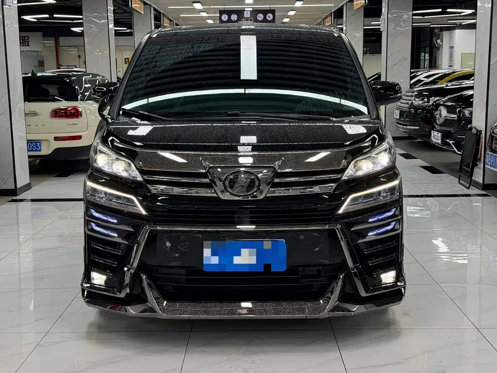 Toyota Vellfire 2021 — фото 2