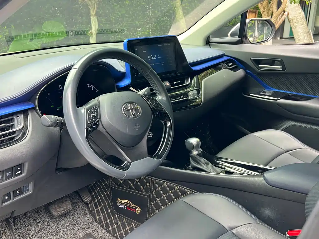 Toyota C-HR 2022 — фото 5