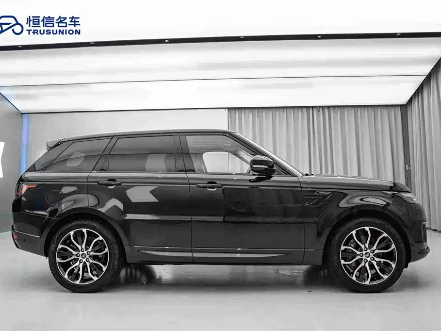 Land Rover Sport 2022