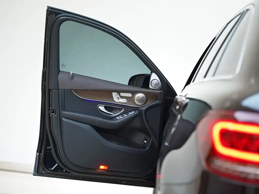 Mercedes-Benz GLC 2022 — фото 10