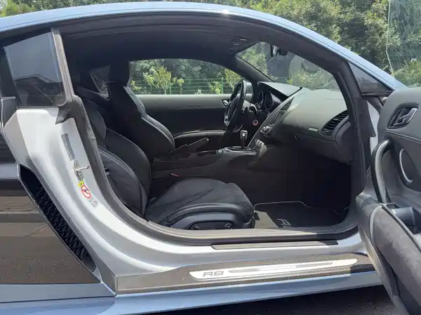 Audi R8 2014