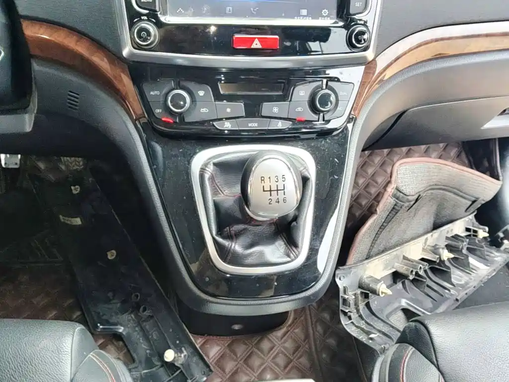 Haval H6 2015 — фото 14