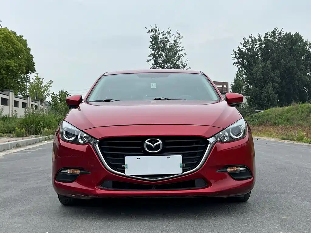 Mazda 3 Axela 2019