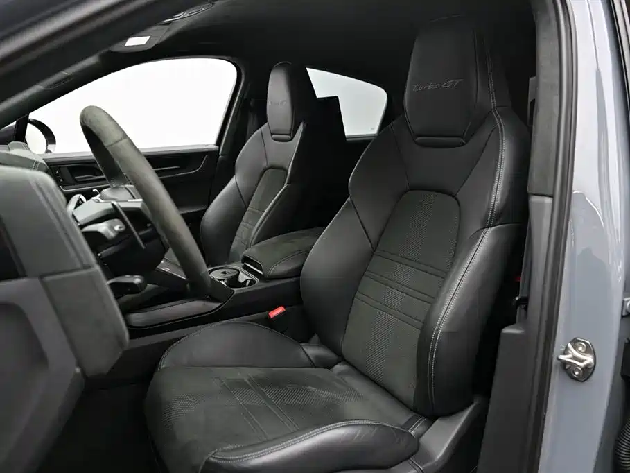 Porsche Cayenne 2025 — фото 10