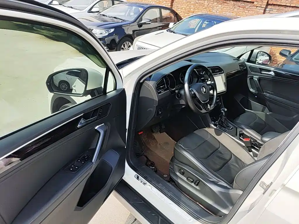 Volkswagen Tiguan L 2019 — фото 16