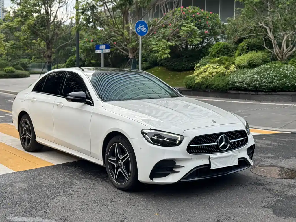 Mercedes-Benz E-Class 2023 — фото 2