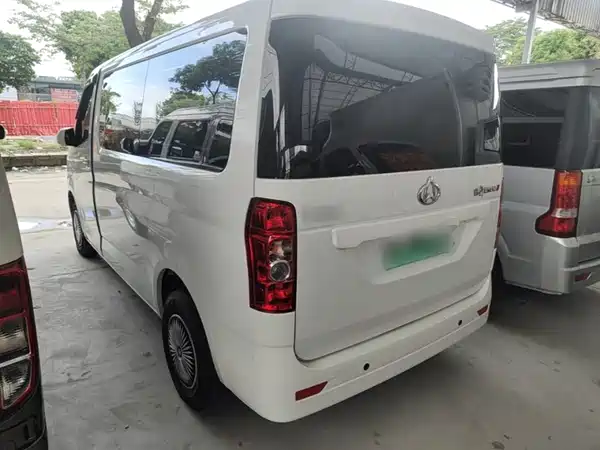 Changan Ruixing EM60 2025