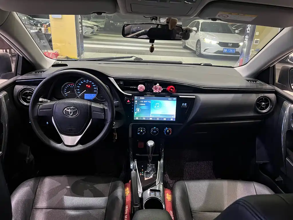 Toyota Corolla 2017 — фото 11