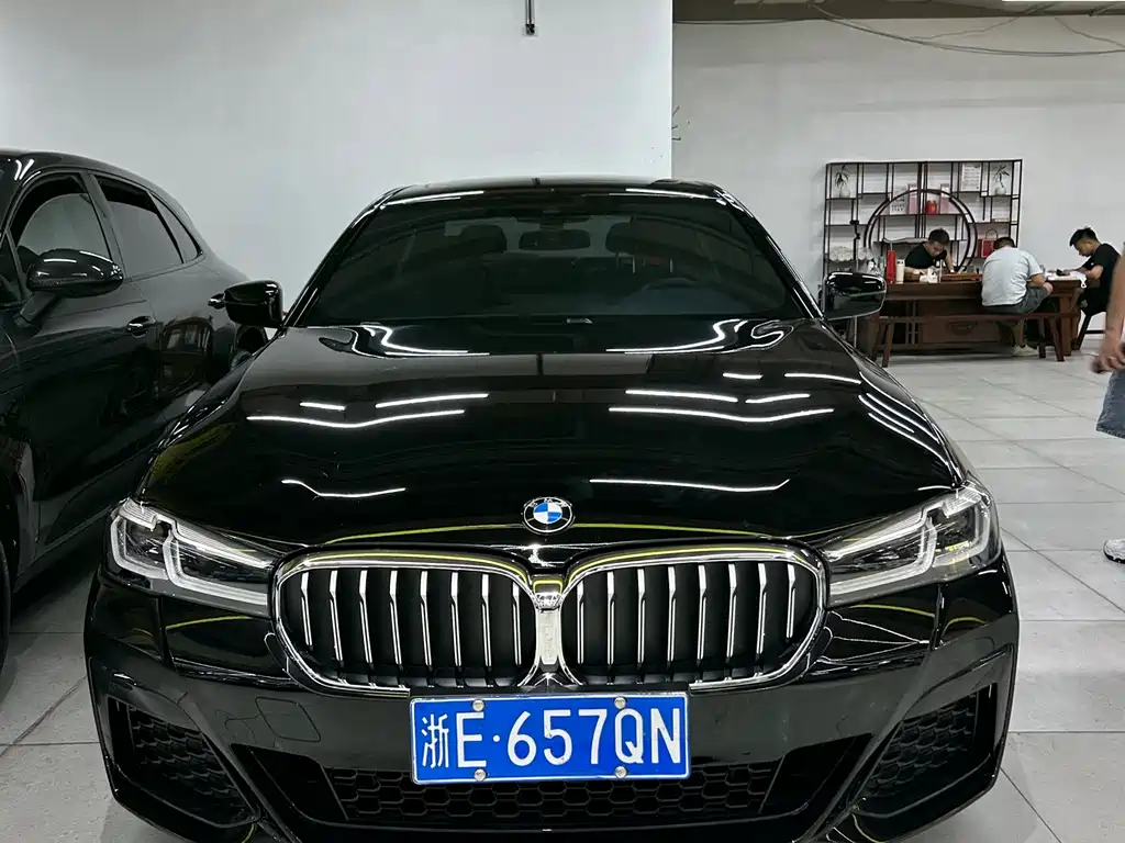 BMW 5 Series 2022