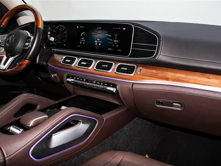Mercedes-Benz GLS 2023 — фото 24