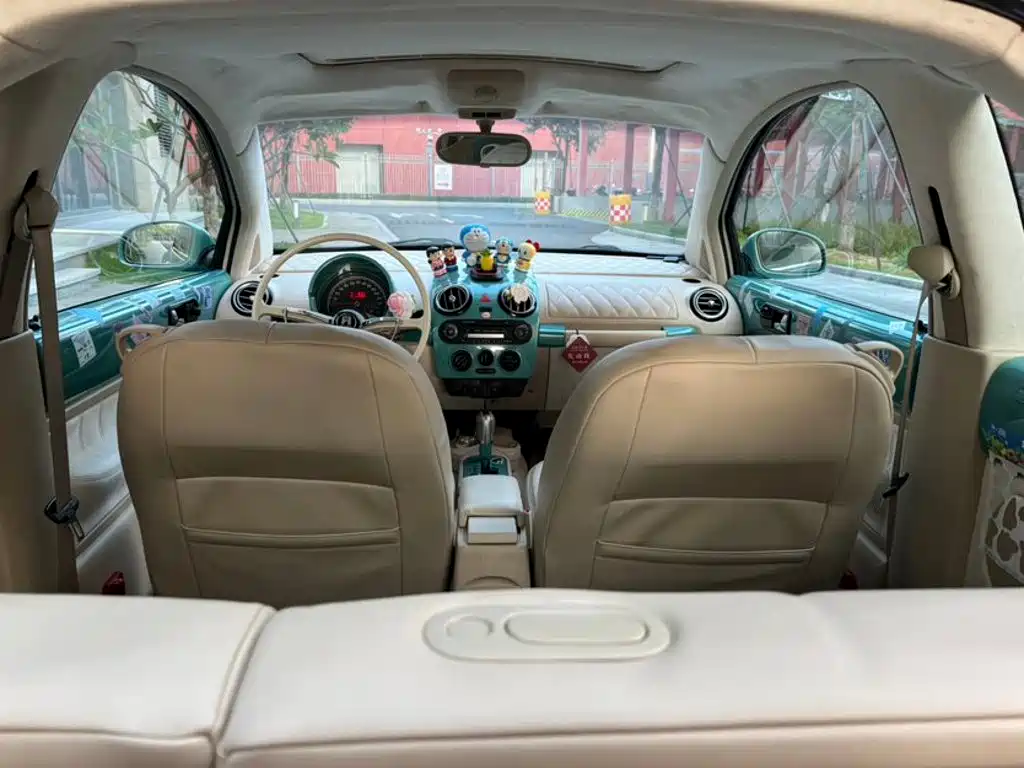 Volkswagen Beetle 2010