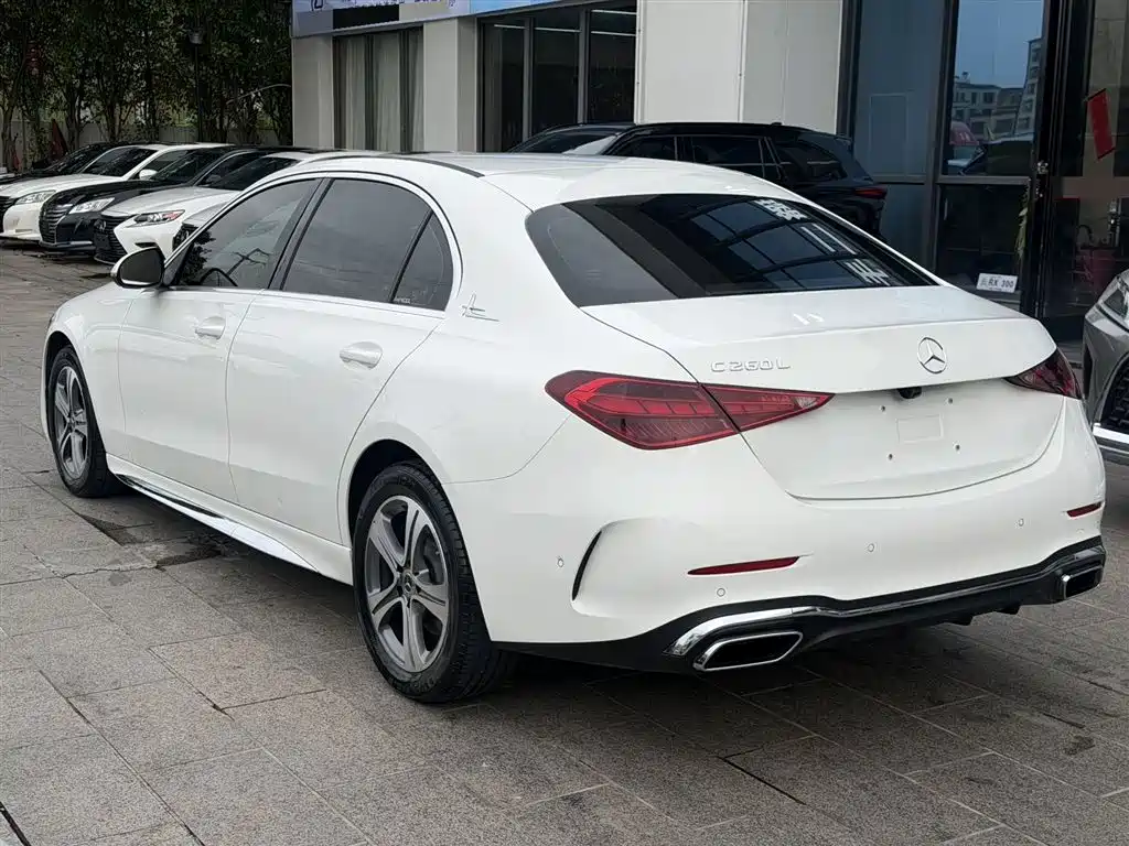 Mercedes-Benz C-Class 2022 — фото 6