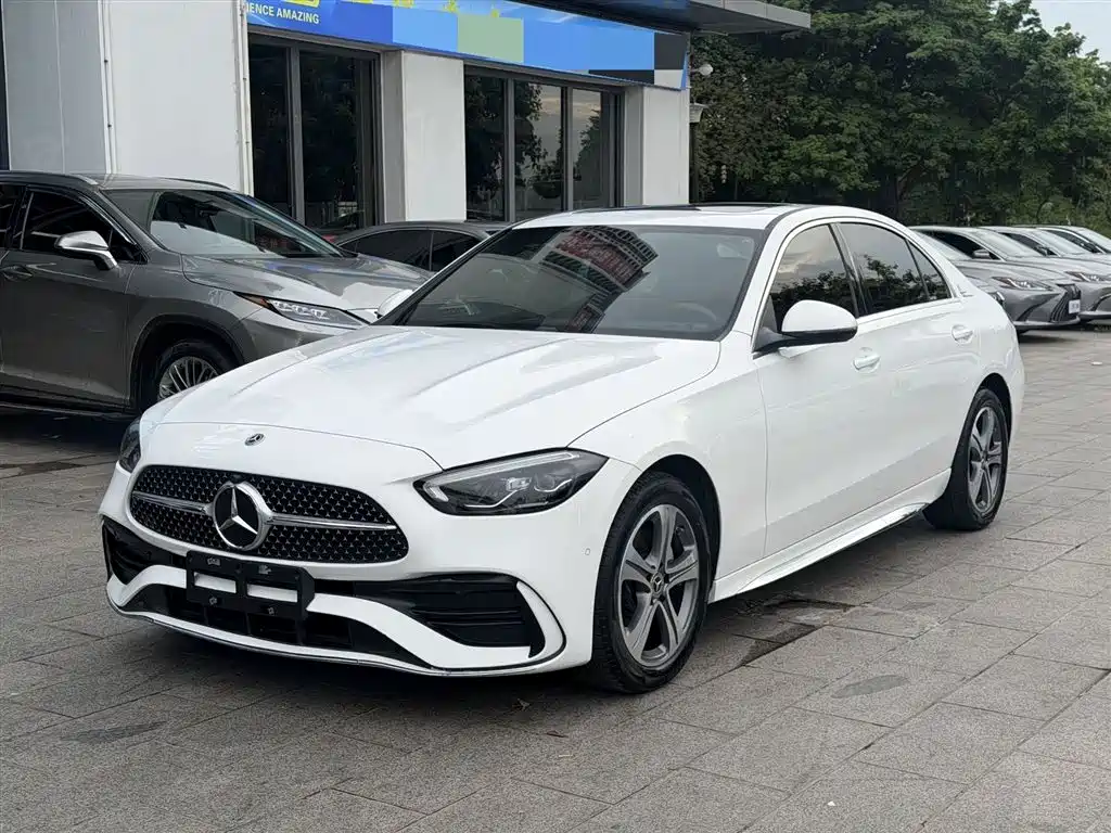 Mercedes-Benz C-Class 2022 — фото 1