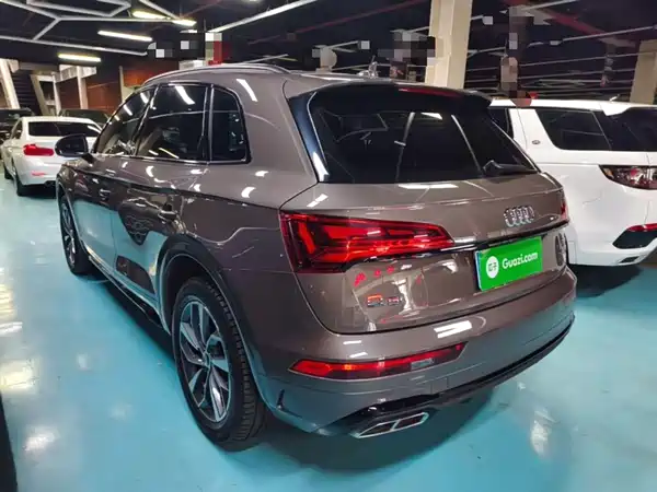 Audi Q5L 2023