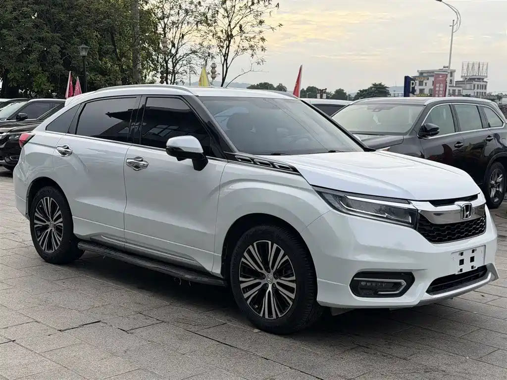 Honda Avancier 2017 — фото 3