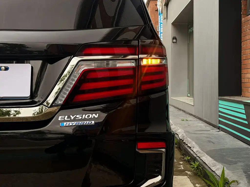 Honda Elysion 2021 — фото 13