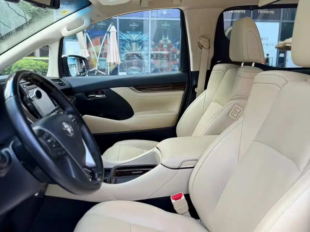 Toyota Alphard 2019