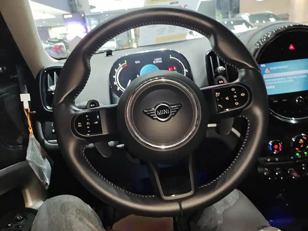 MINI Countryman 2023 — фото 11
