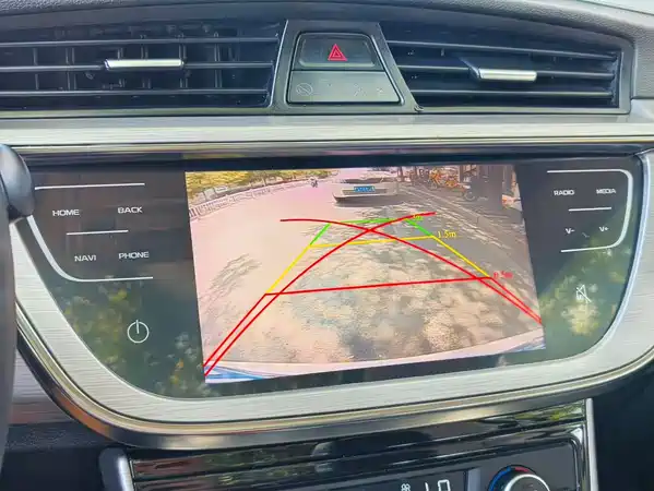 Geely Emgrand GS 2019