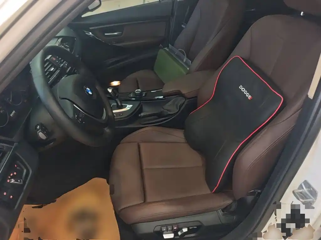 BMW 3 Series 2018 — фото 15
