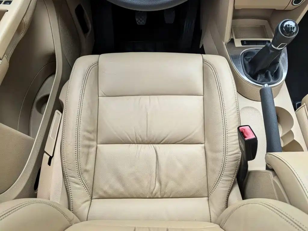 Volkswagen Touran 2015 — фото 16