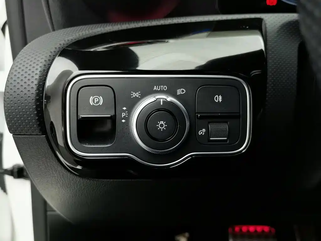 Mercedes-Benz CLA 2021 — фото 21