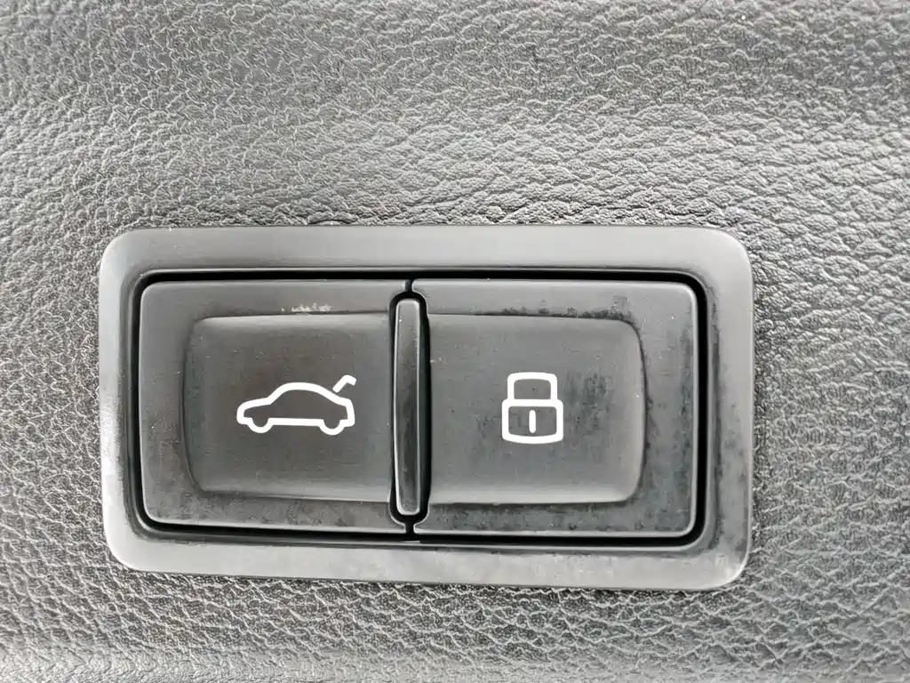 Audi Q3 2023 — фото 19