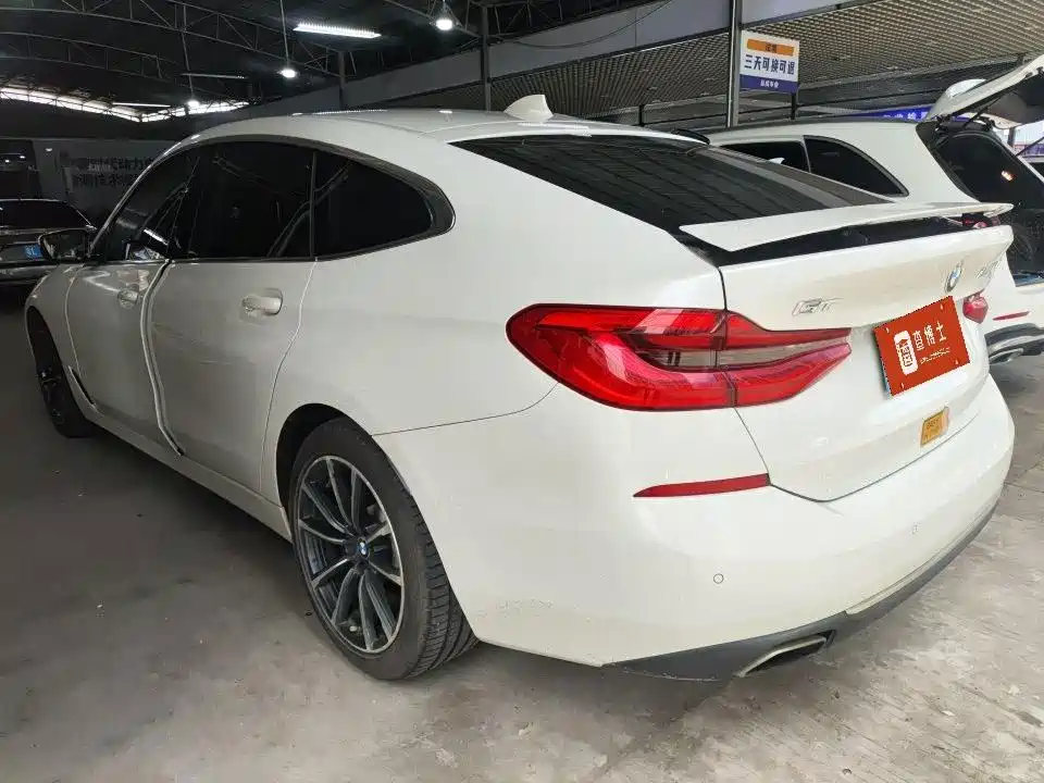 BMW 6 Series GT 2019 — фото 7