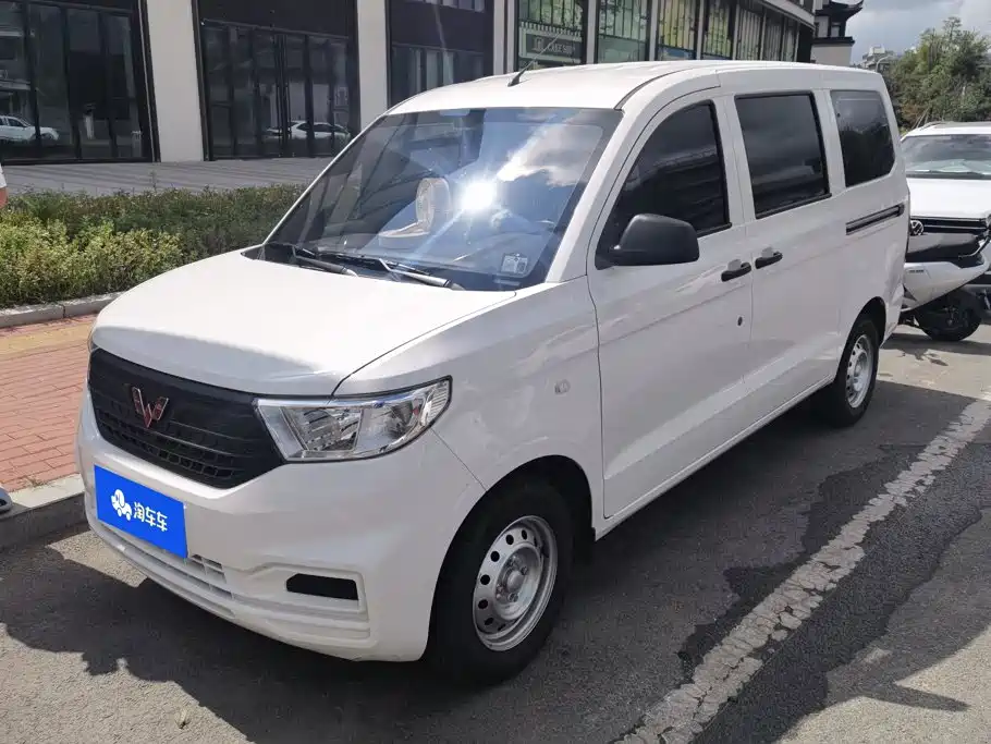 Wuling Hongguang V 2025 — фото 1