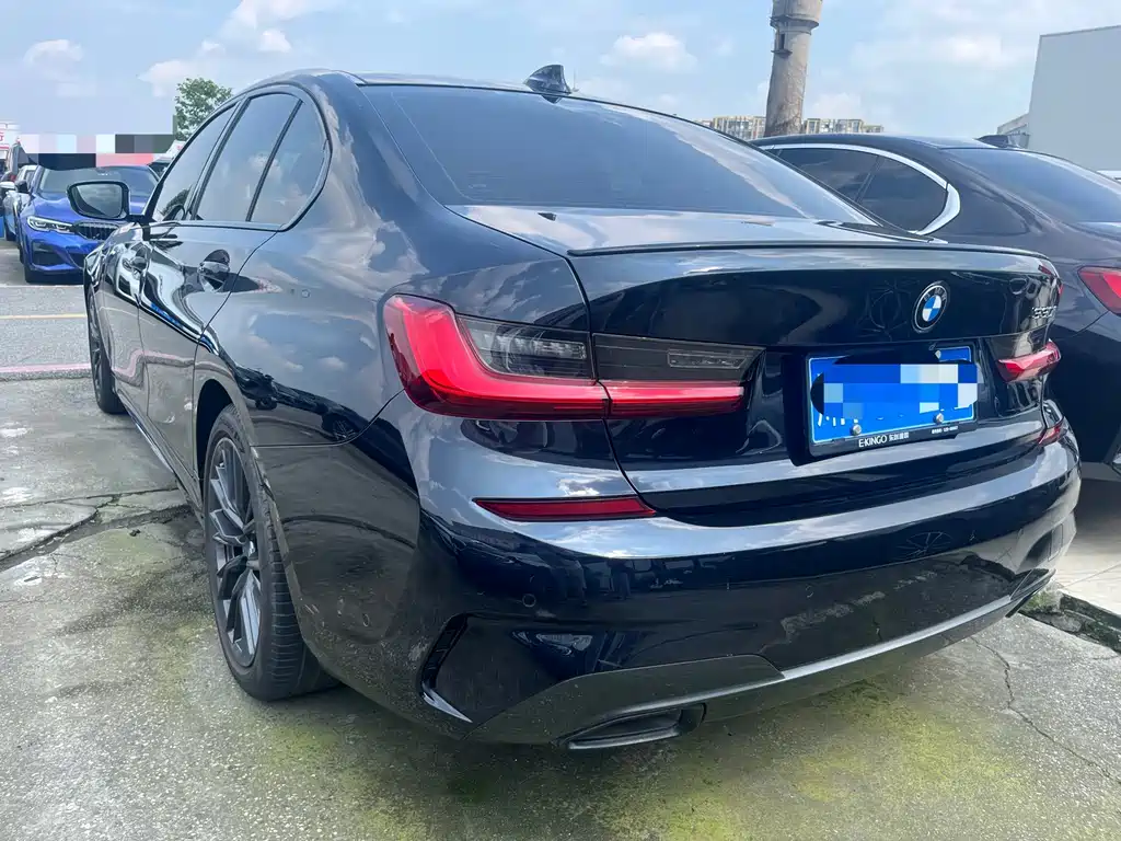 BMW 3 Series 2021 — фото 10