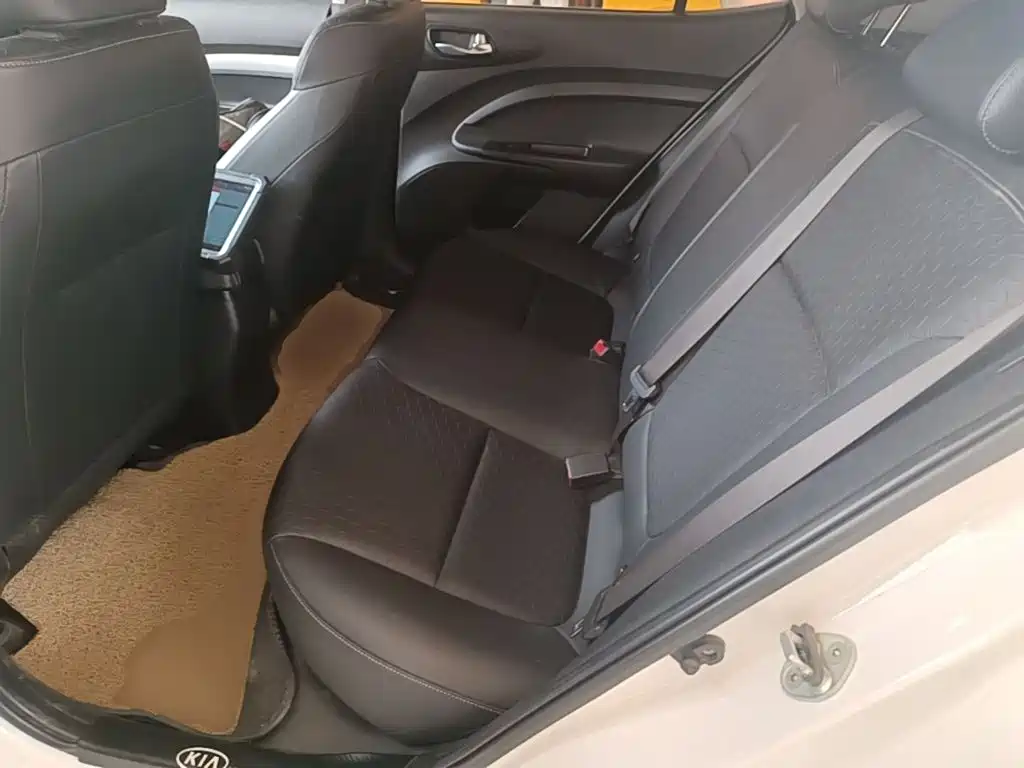 Kia KX1 2020 — фото 17