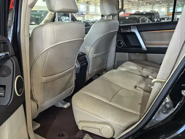 Toyota Prado 2010
