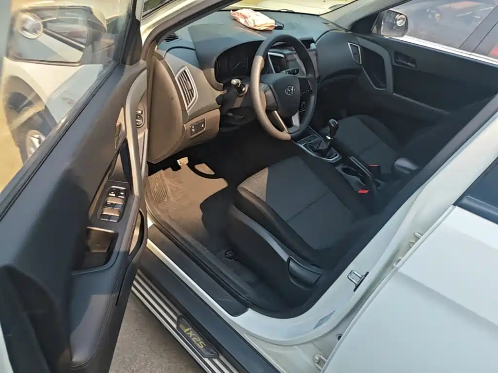 Hyundai ix25 2015 — фото 12
